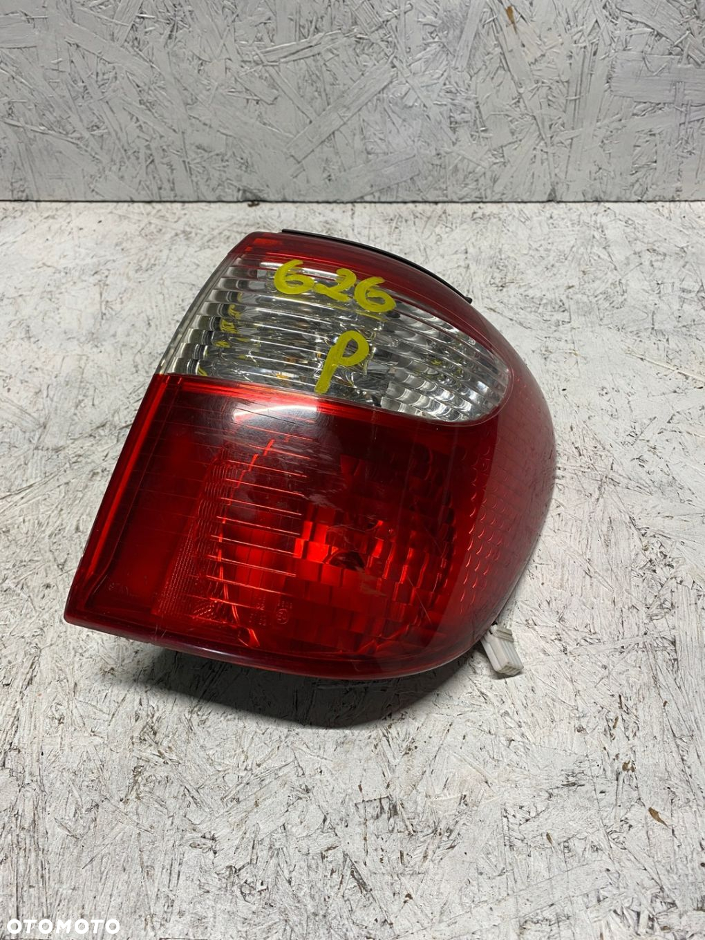 Mazda 626 lift kombi lampa prawa tył tylna - 2