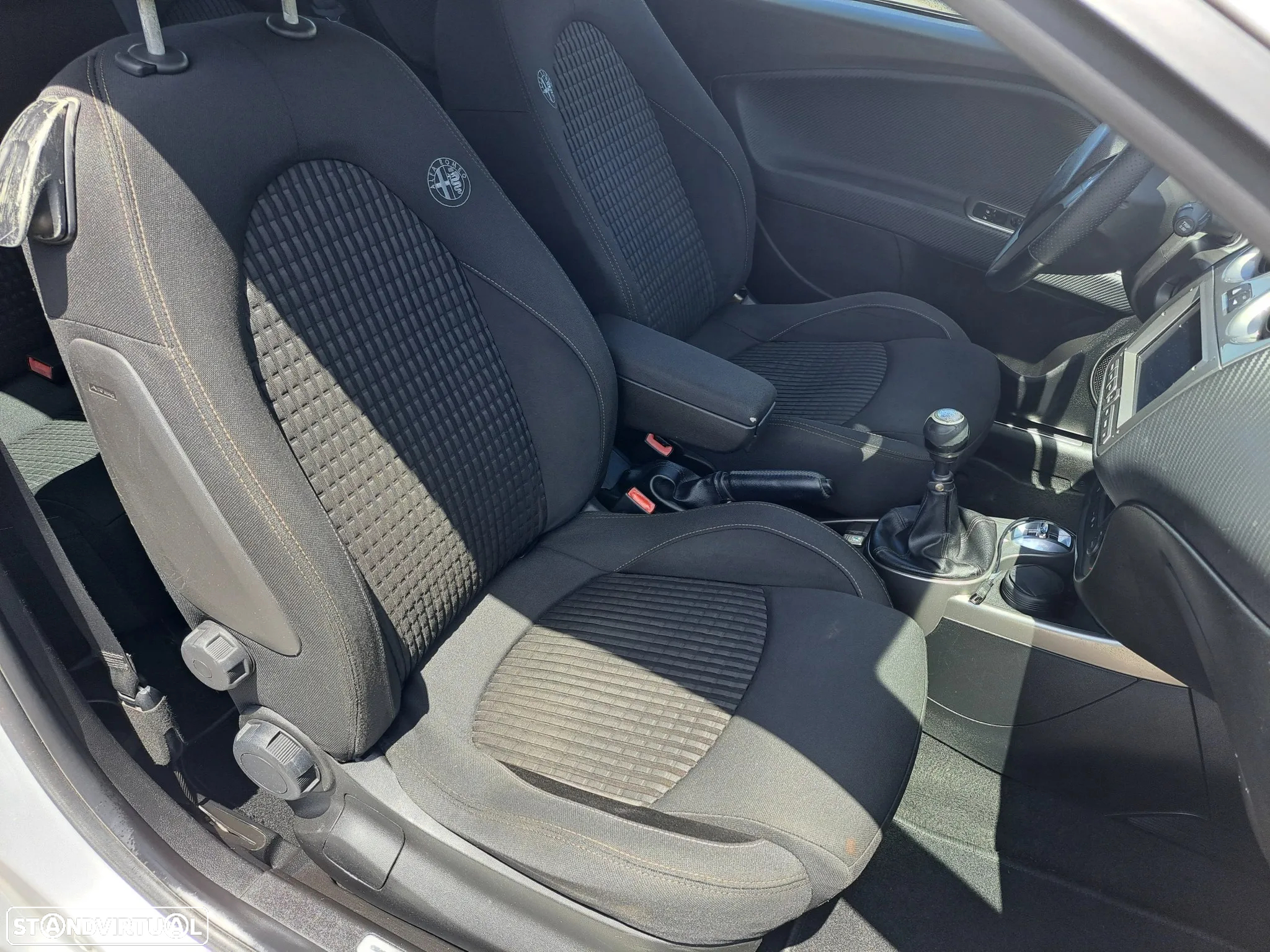Alfa Romeo MiTo 1.6 JTD Distinctive S&S - 21