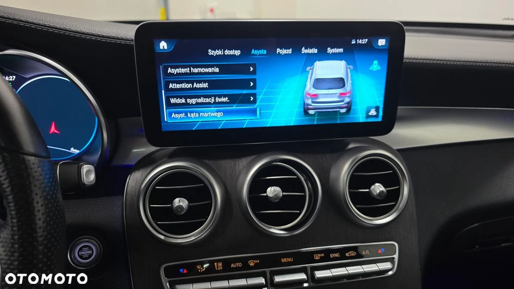 Mercedes-Benz GLC 220 d 4Matic 9G-TRONIC AMG Line Plus - 33