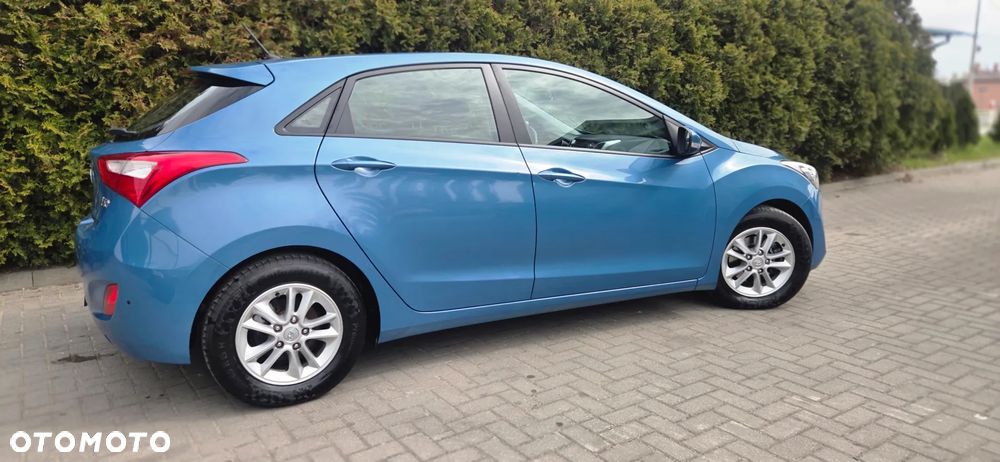 Hyundai i30 1.4 Trend - 17