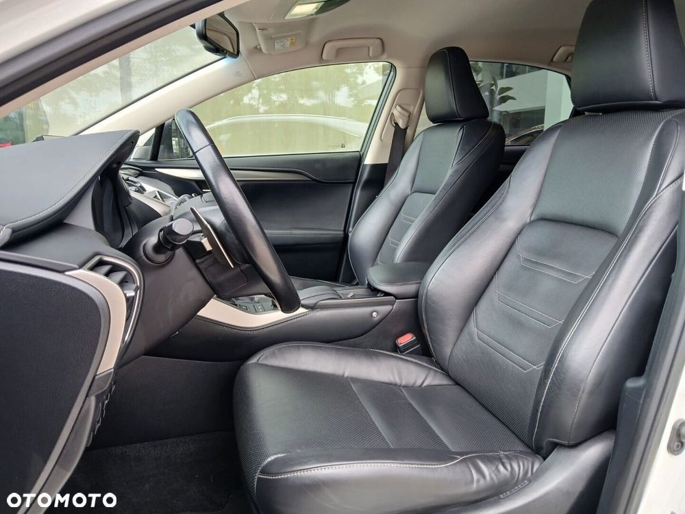 Lexus NX 200t Comfort AWD - 6