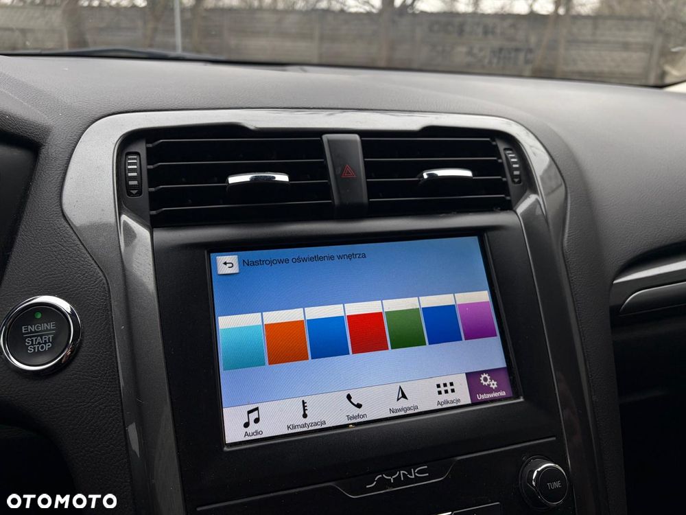Ford Mondeo 2.0 Hybrid Titanium - 23