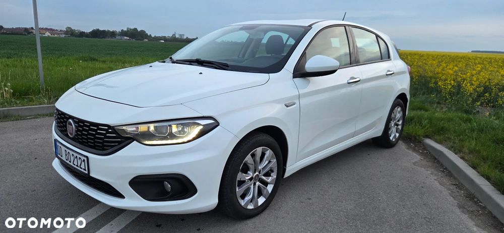 Fiat Tipo 1.4 T-Jet 16v Lounge - 2
