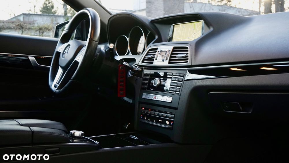 Mercedes-Benz Klasa E 250 CDI 7G-TRONIC - 34