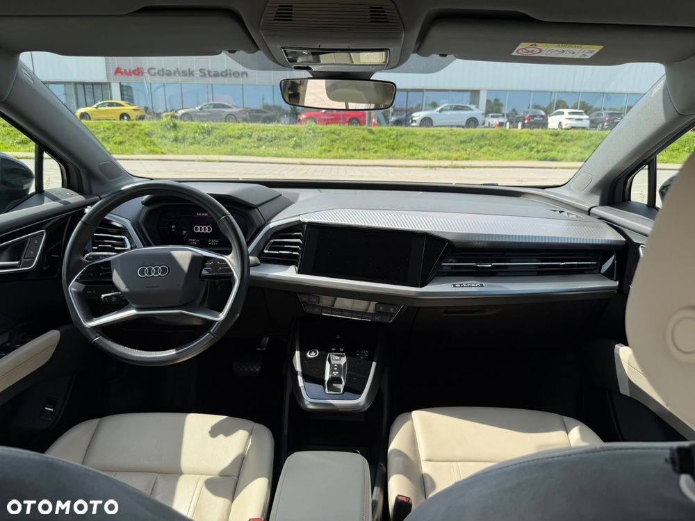 Audi Q4 e-tron - 13