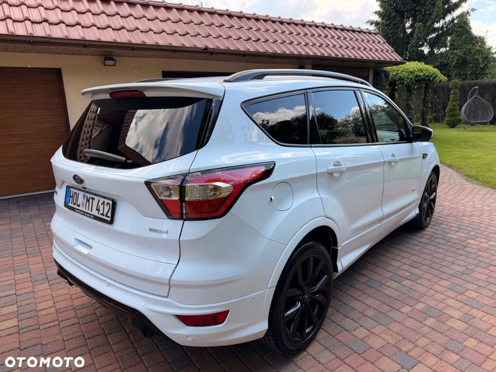 Ford Kuga - 12