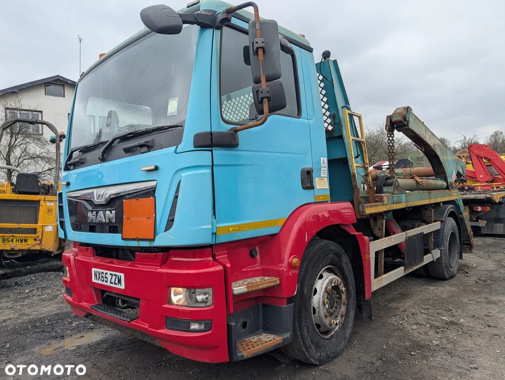 MAN TGM 18.250 4x2 BRAMOWIEC HYVA - 1