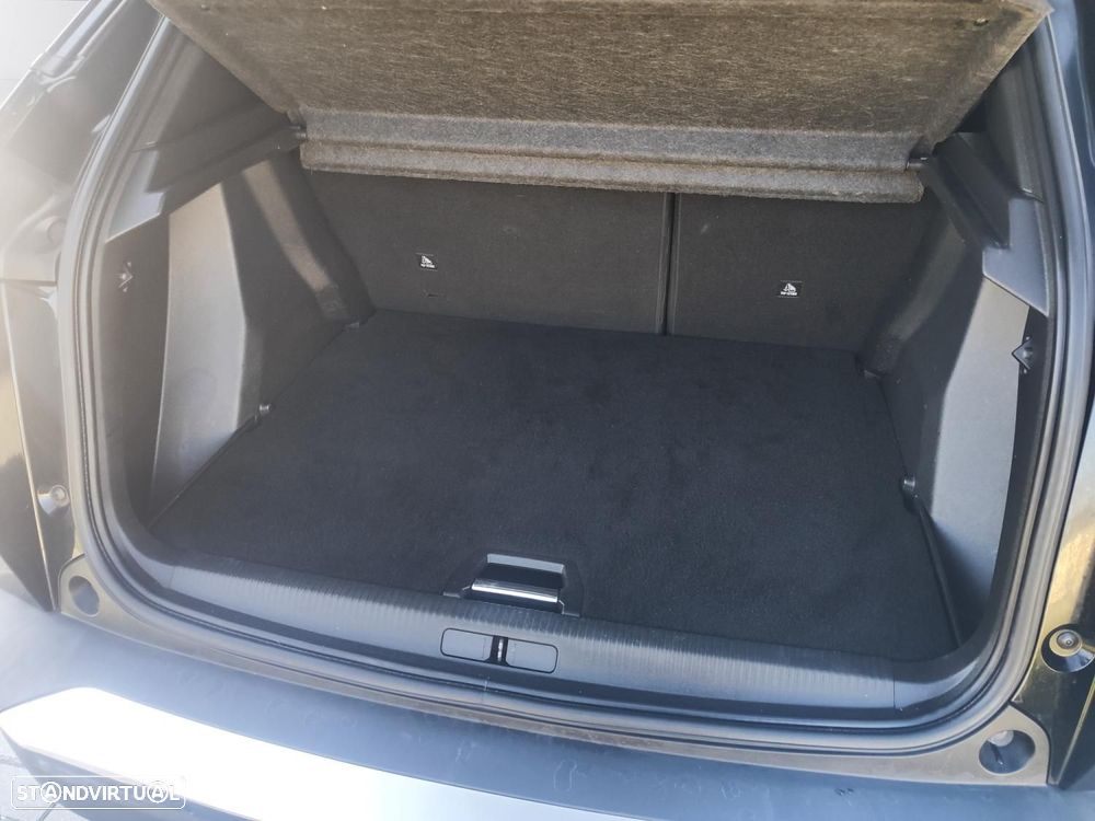 Peugeot 2008 1.2 PureTech GT Line - 14