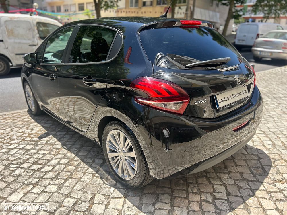 Peugeot 208 1.2 VTi SE Style - 8