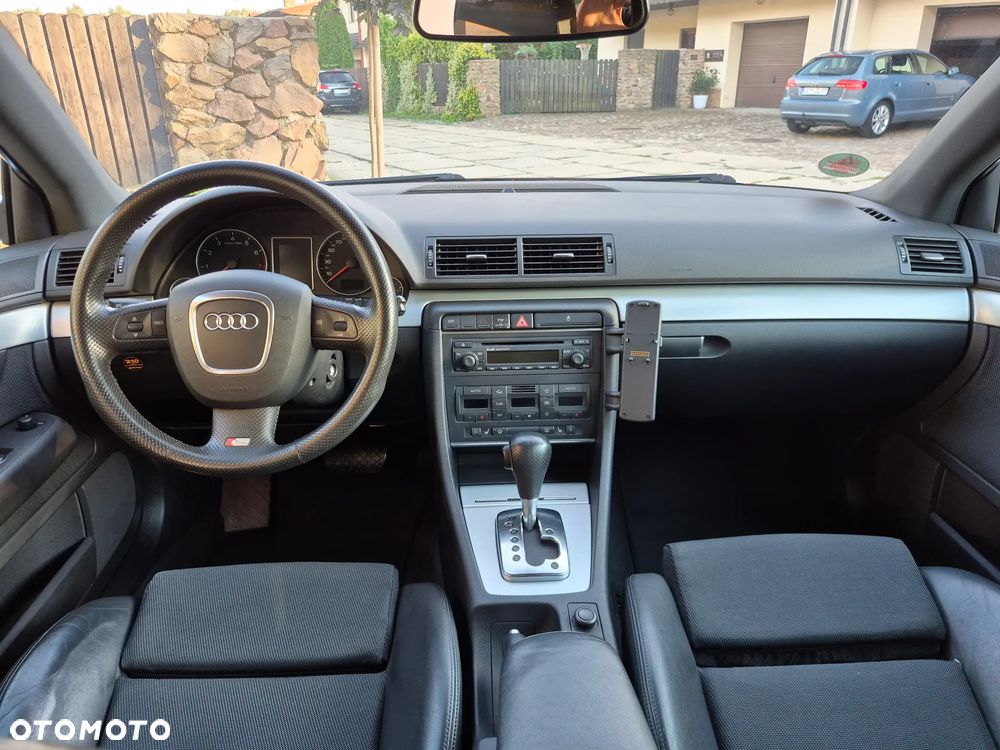 Audi A4 Limousine - 18