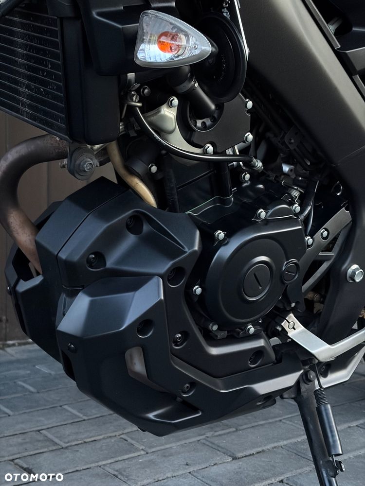 Yamaha MT - 13