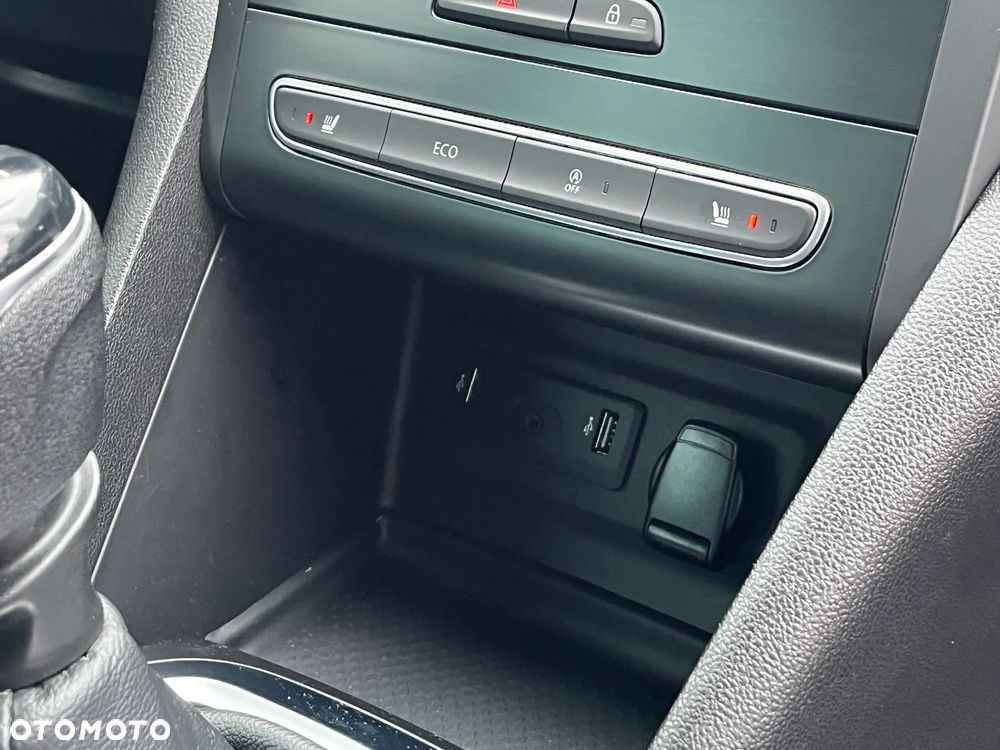 Renault Megane 1.5 Blue dCi Limited - 38