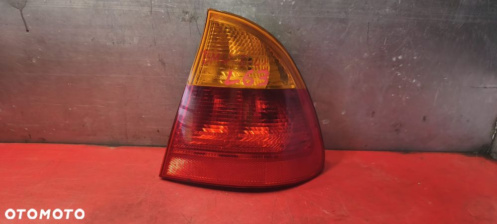 LAMPA PRAWA TYŁ TYLNA BMW 3 E46 KOMBI - 1