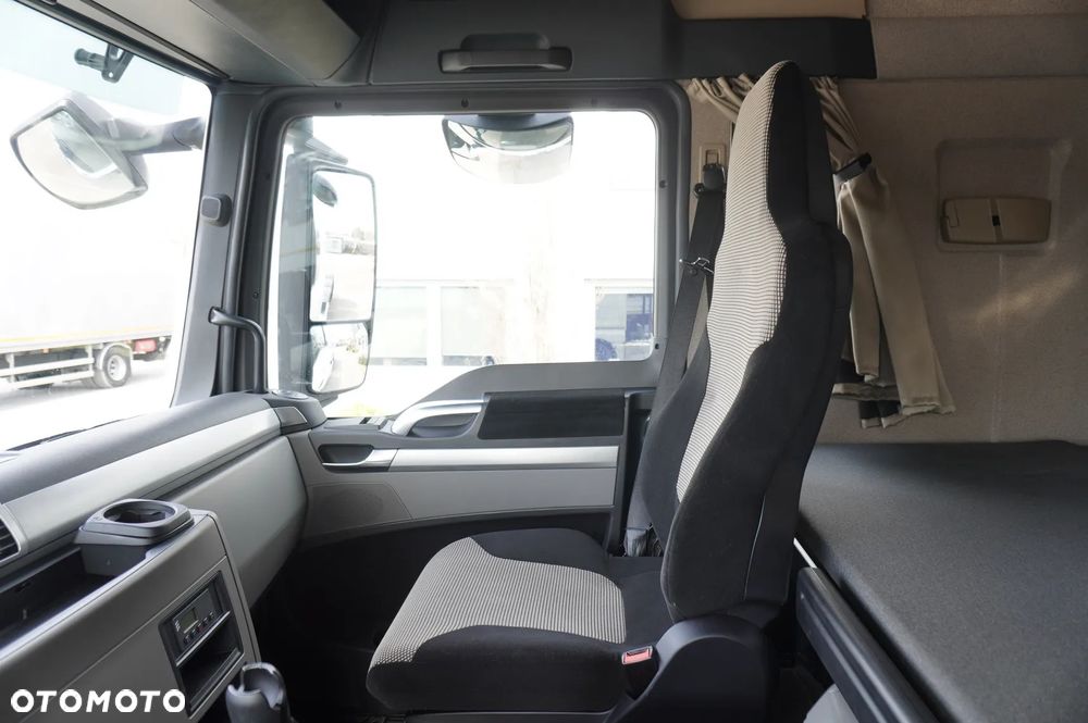 MAN TGX 35.580 8x4-4 / rama 830 cm / oś skrętna / 260 tys. km - 23