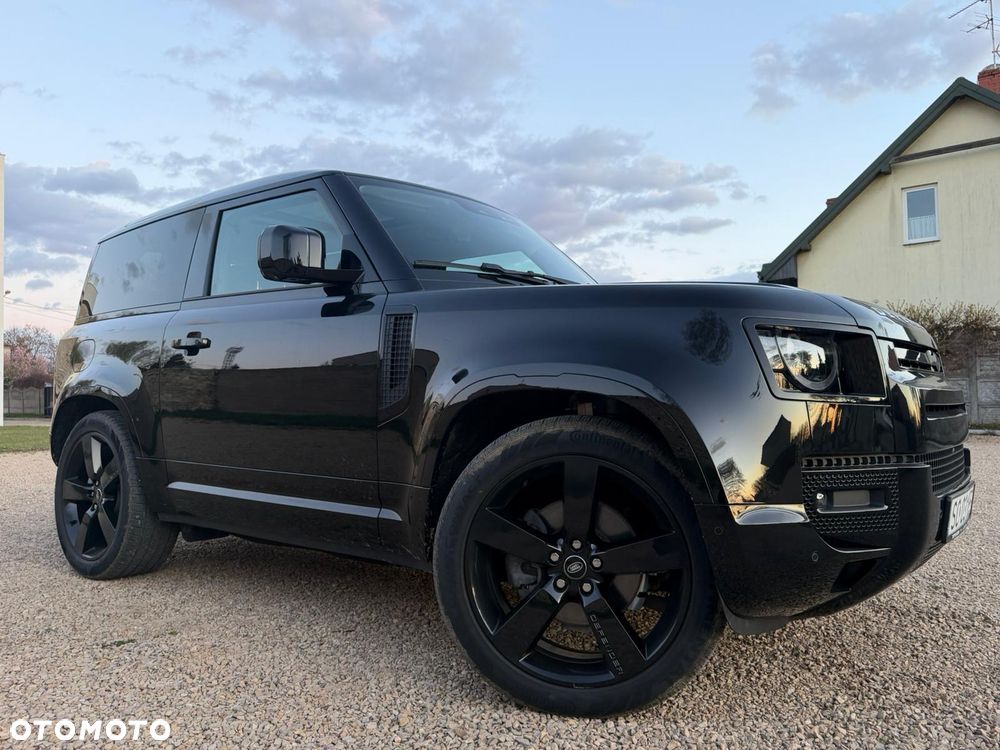 Land Rover Defender - 7