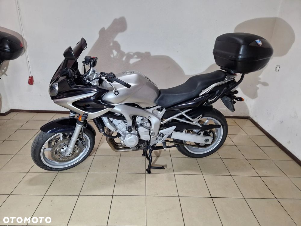 Yamaha FZ6 - 1