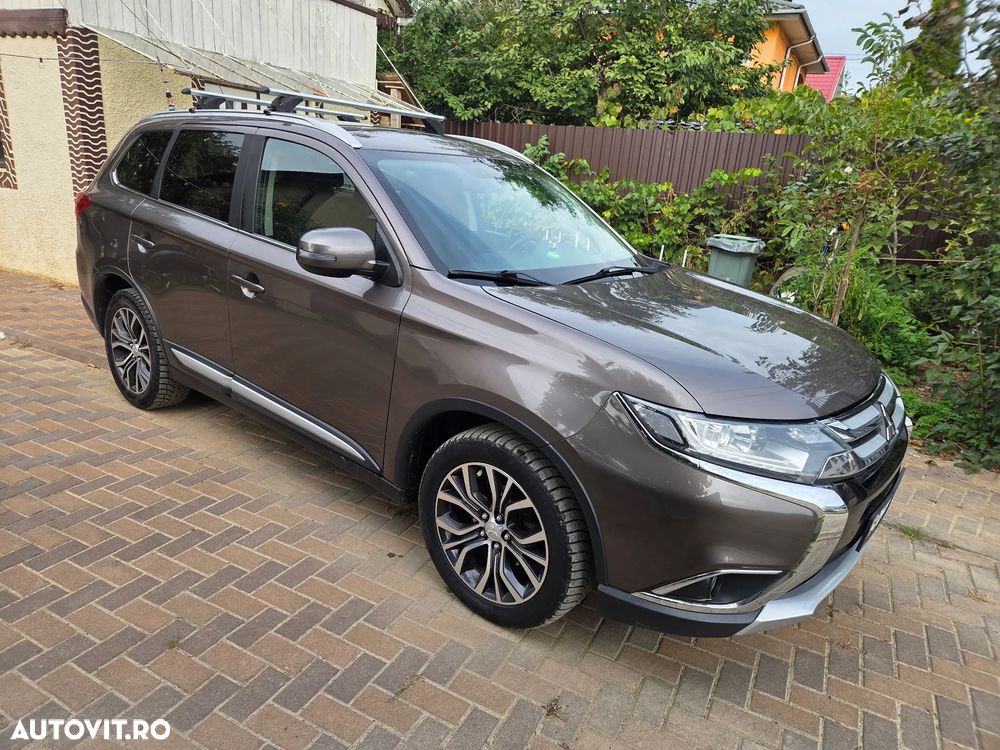 Mitsubishi Outlander - 21