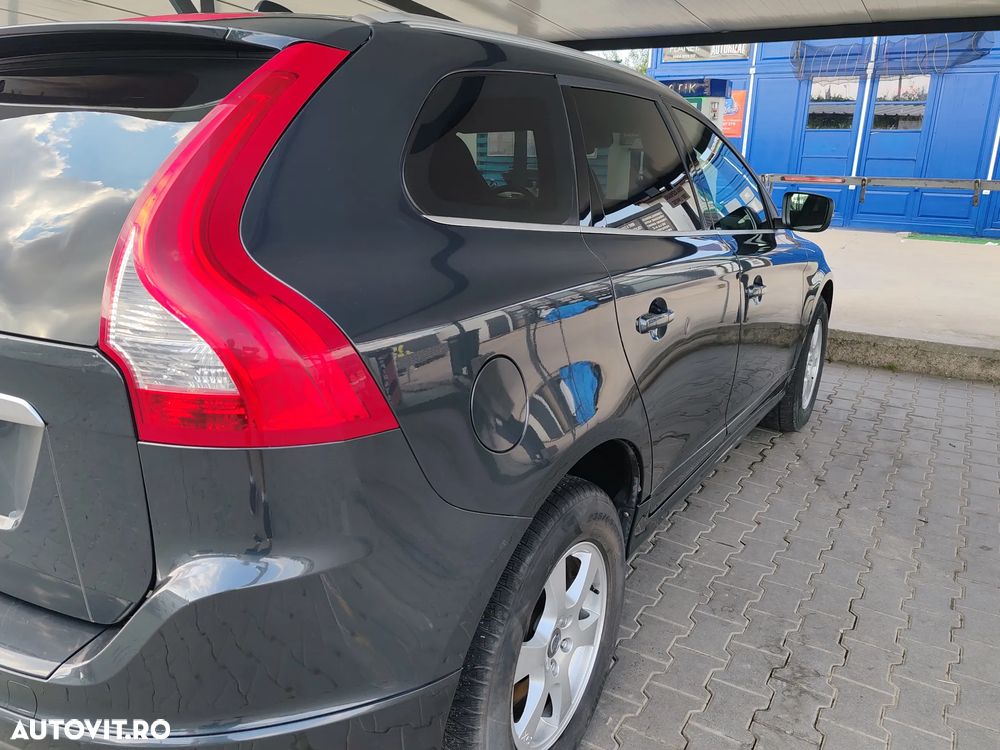 Volvo XC 60 D4AWD Start-Stop R-Design - 7