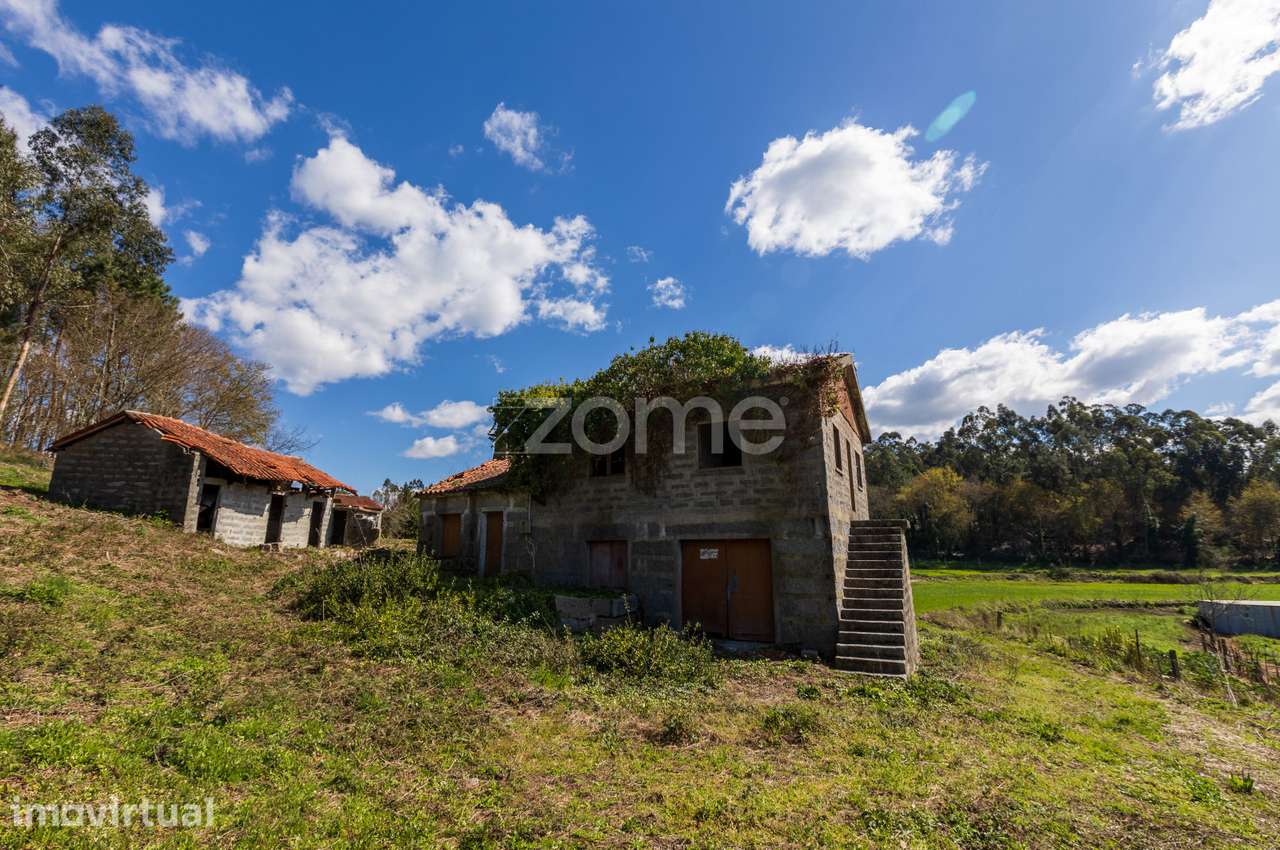 Quinta para Restauro em Oleiros, Guimarães - Grande imagem: 5/12