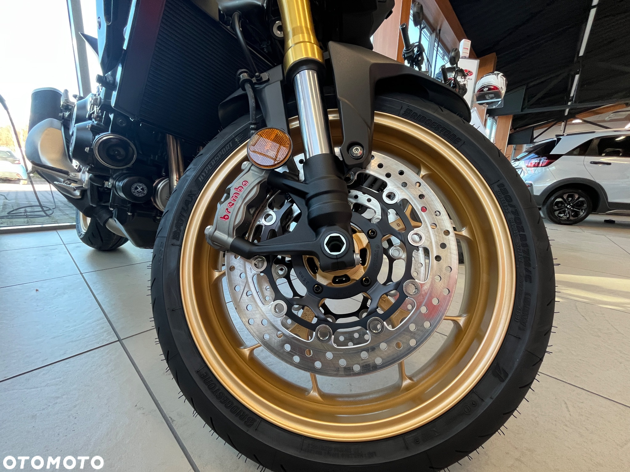 Honda Hornet - 12