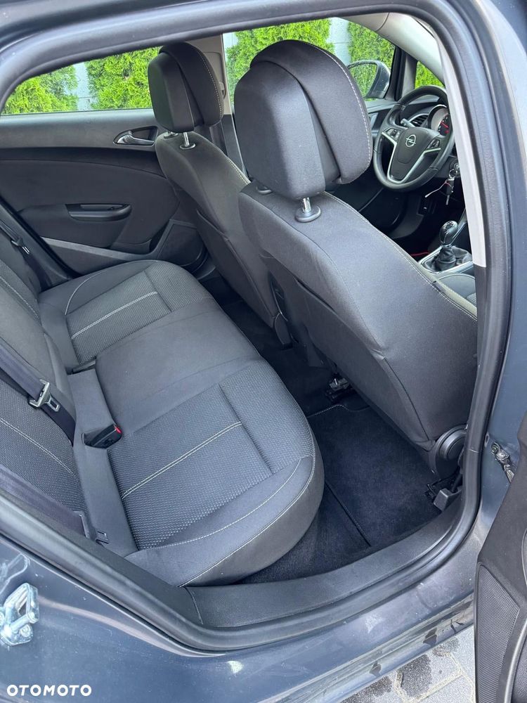 Opel Astra 1.4 Turbo Edition - 11