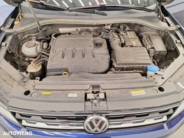 Volkswagen Tiguan - 9