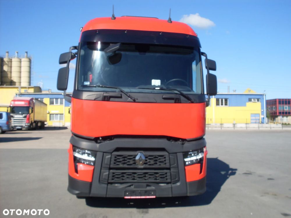 Renault T