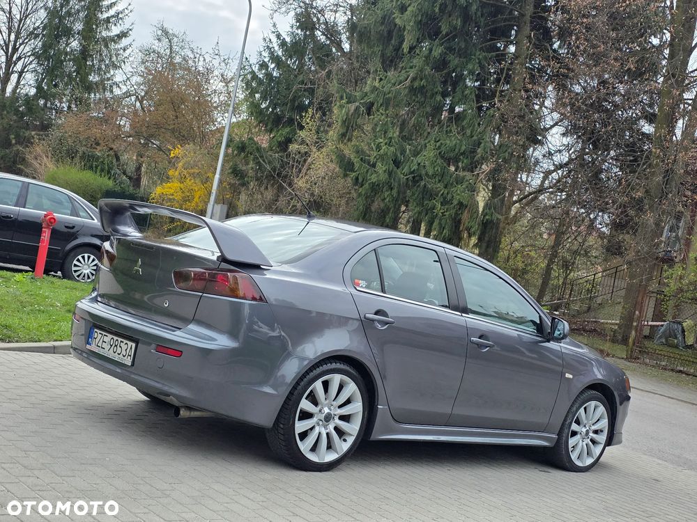 Mitsubishi Lancer 2.0 DID Instyle NAVI - 17