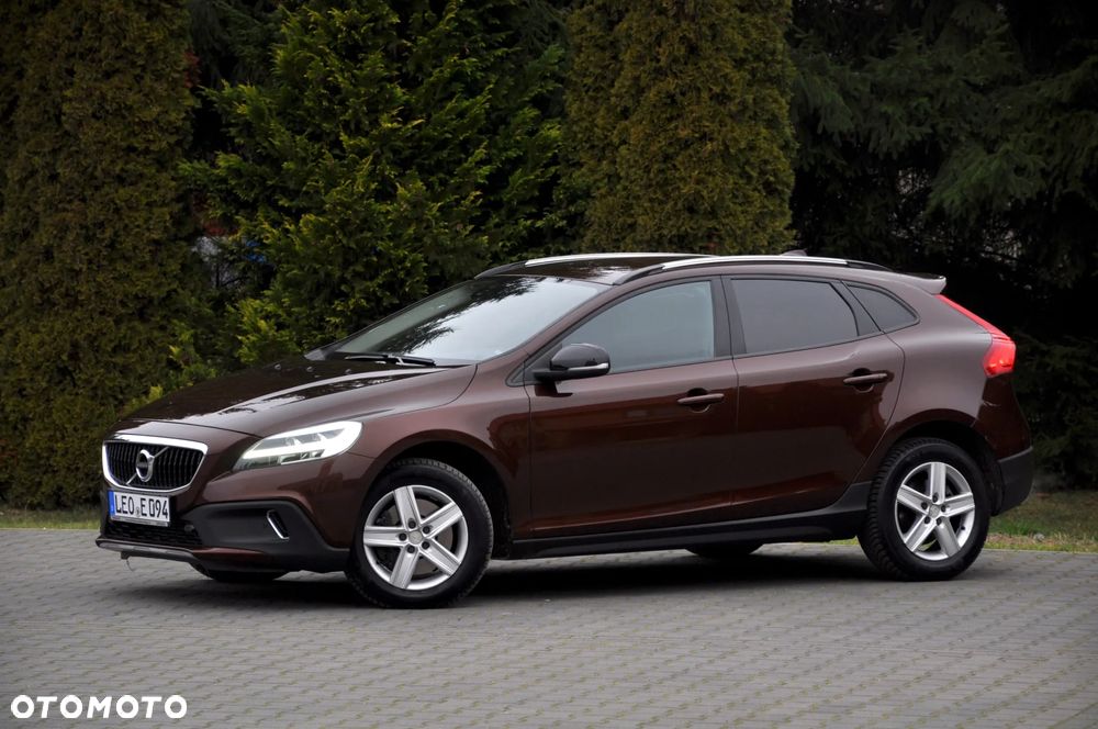 Volvo V40 Cross Country T3 Momentum - 3