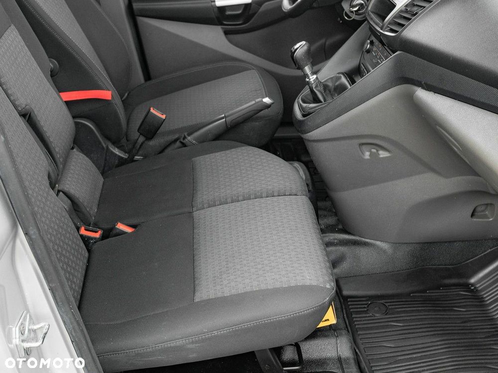 Ford Transit Connect - 26