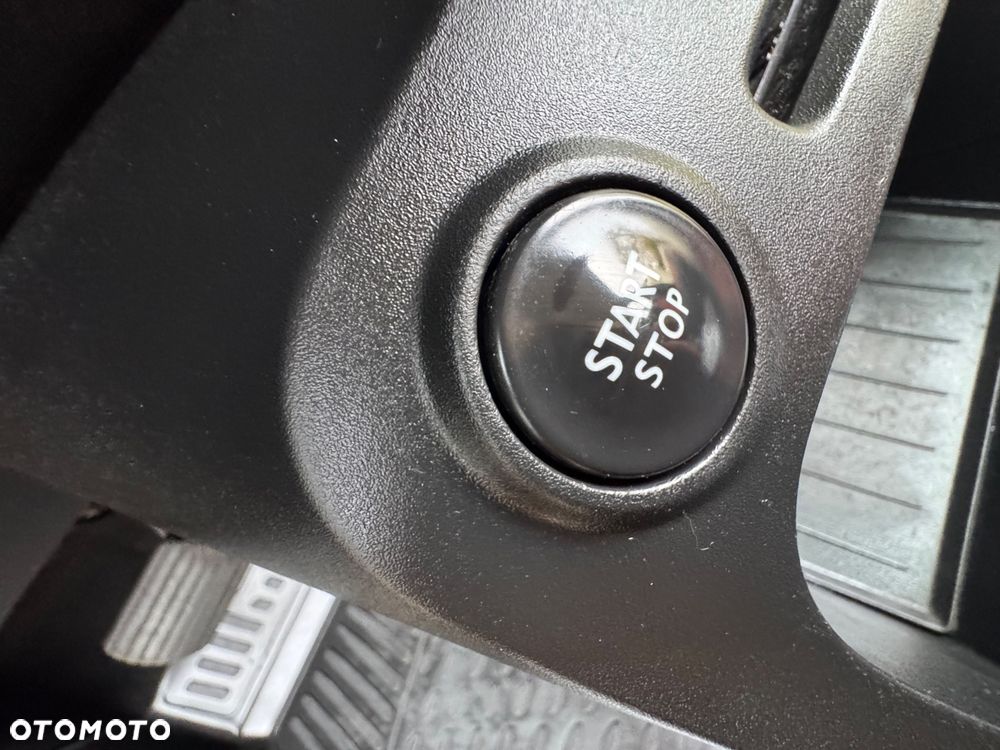 Renault Captur - 19