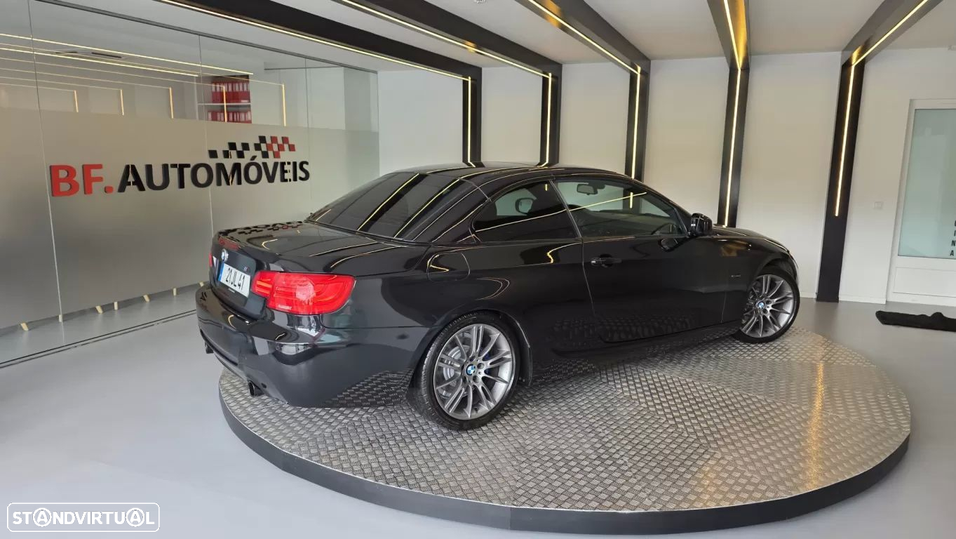 BMW 320 d Coupe Edição M Auto - 4