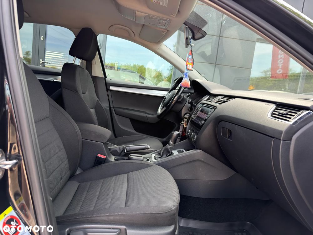 Skoda Octavia 2.0 TDI Style DSG - 26