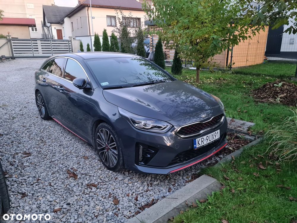 Kia Proceed