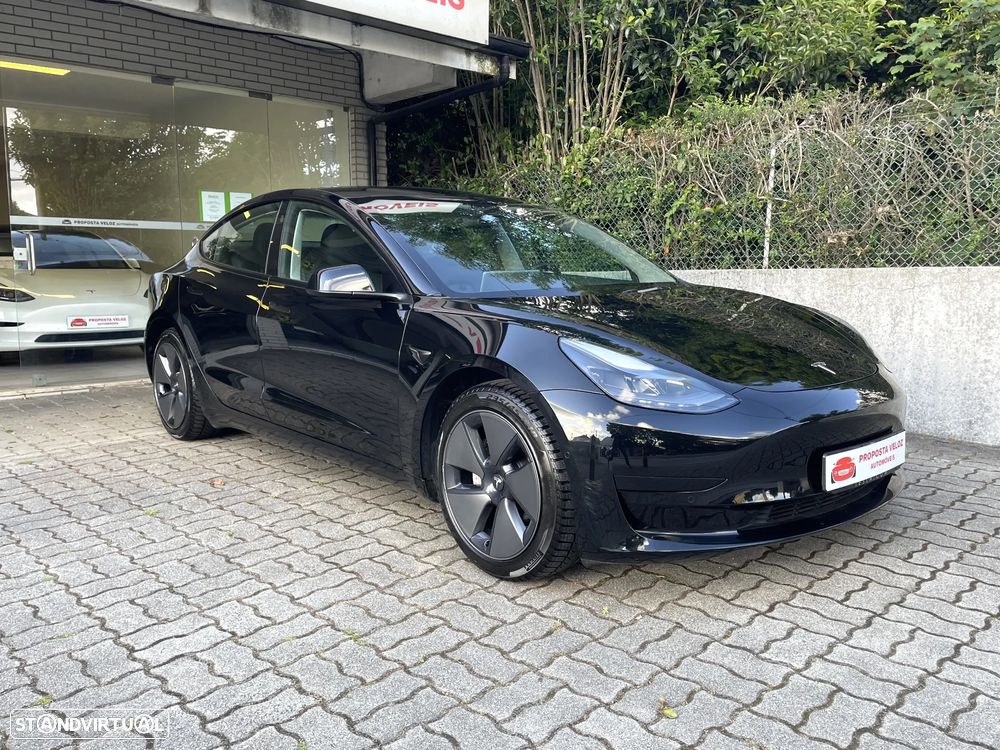 Tesla Model 3 RWD - 4