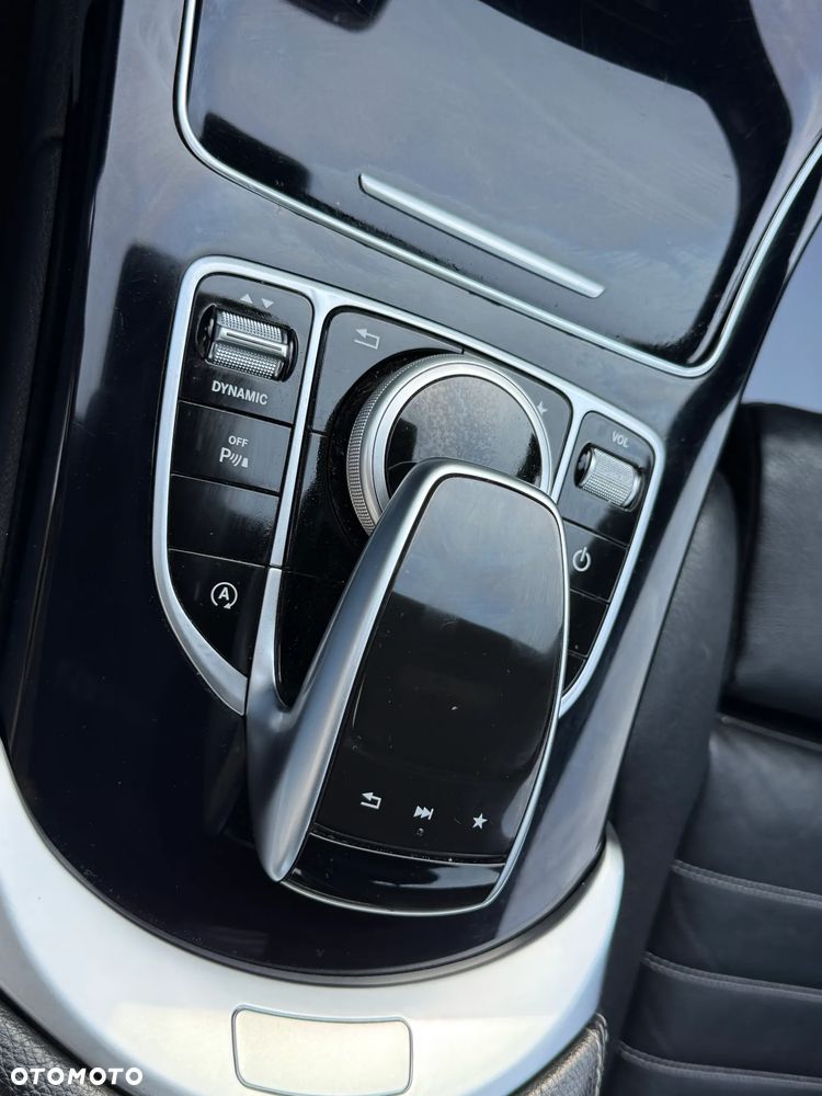 Mercedes-Benz Klasa C 220 d 9G-TRONIC AMG Line - 34