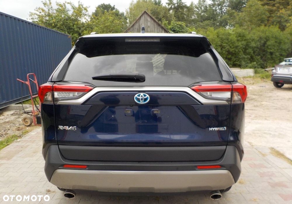 Toyota RAV4 - 18