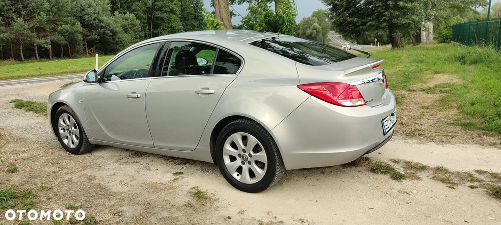 Opel Insignia 1.8 Sport - 2