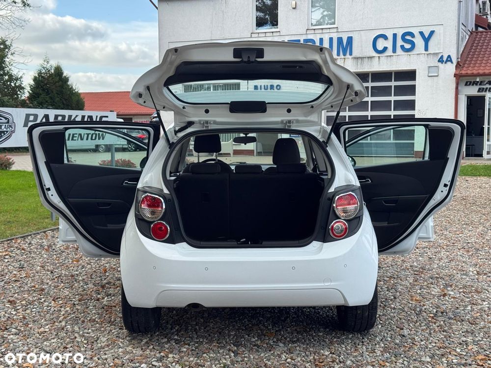 Chevrolet Aveo - 38