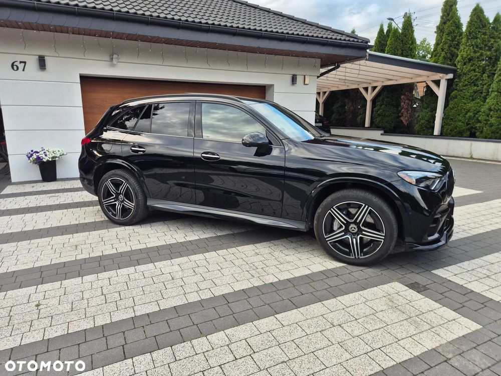 Mercedes-Benz GLC 300 4Matic 9G-TRONIC AMG Line Advanced - 2
