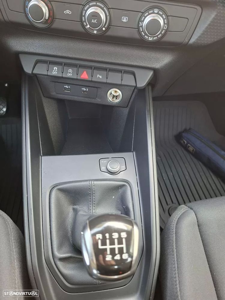 Audi A1 Sportback 30 TFSI S line - 30