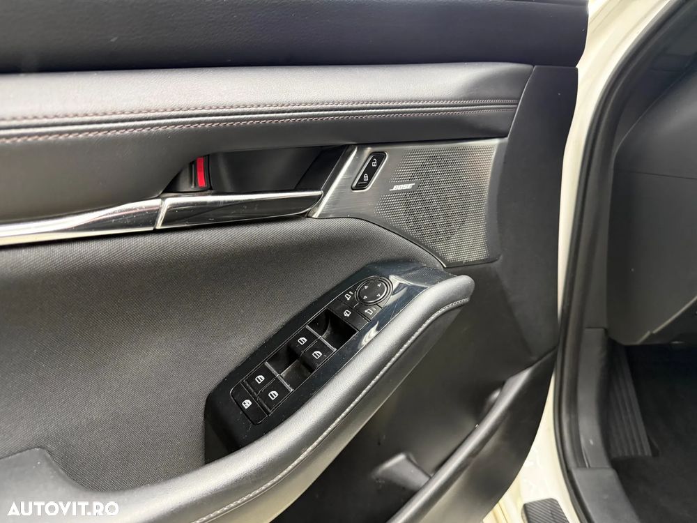 Mazda 3 G122 AT Plus - 21