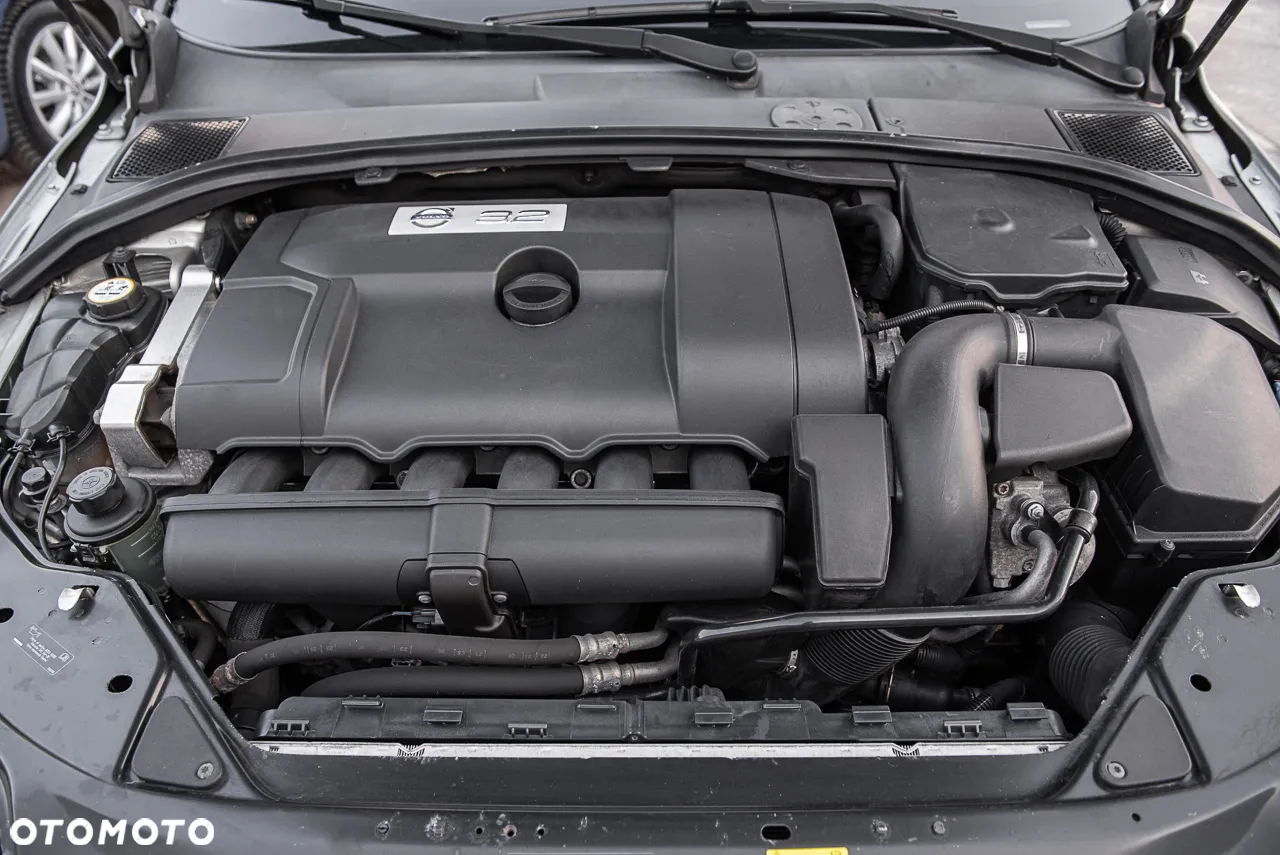 Volvo V70 3.2 AWD Ocean Race - 33