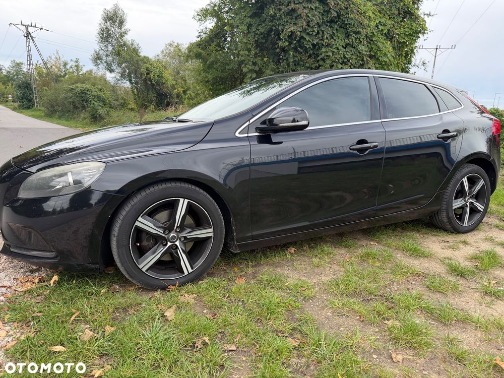 Volvo V40 2014 photo 2