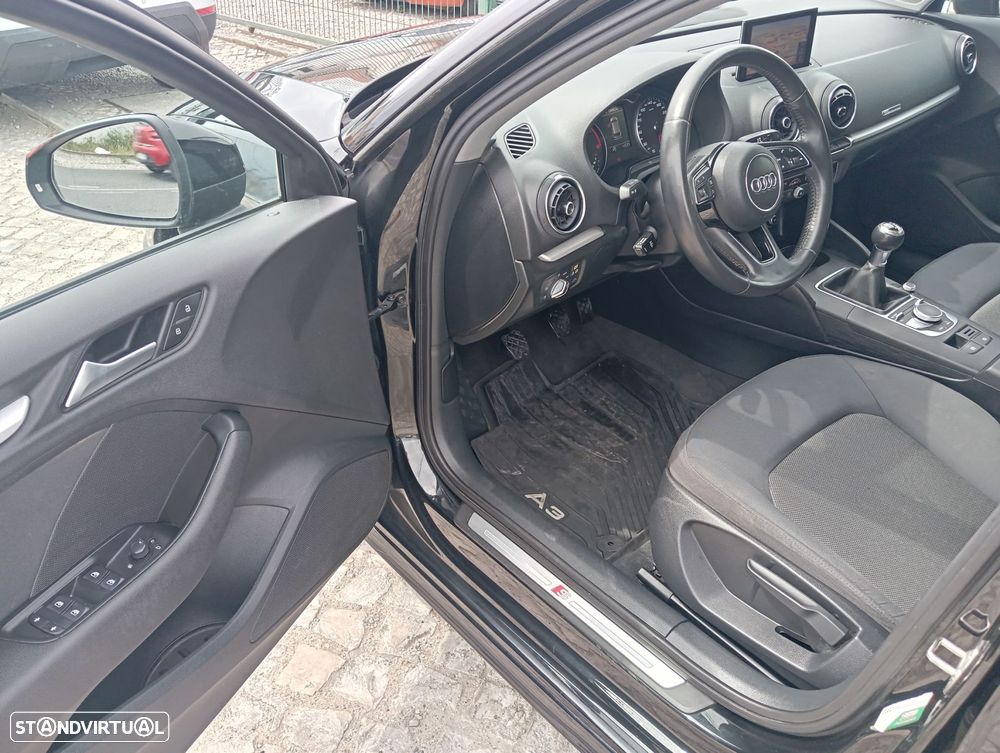 Audi A3 Sportback 1.6 TDI S-line - 6