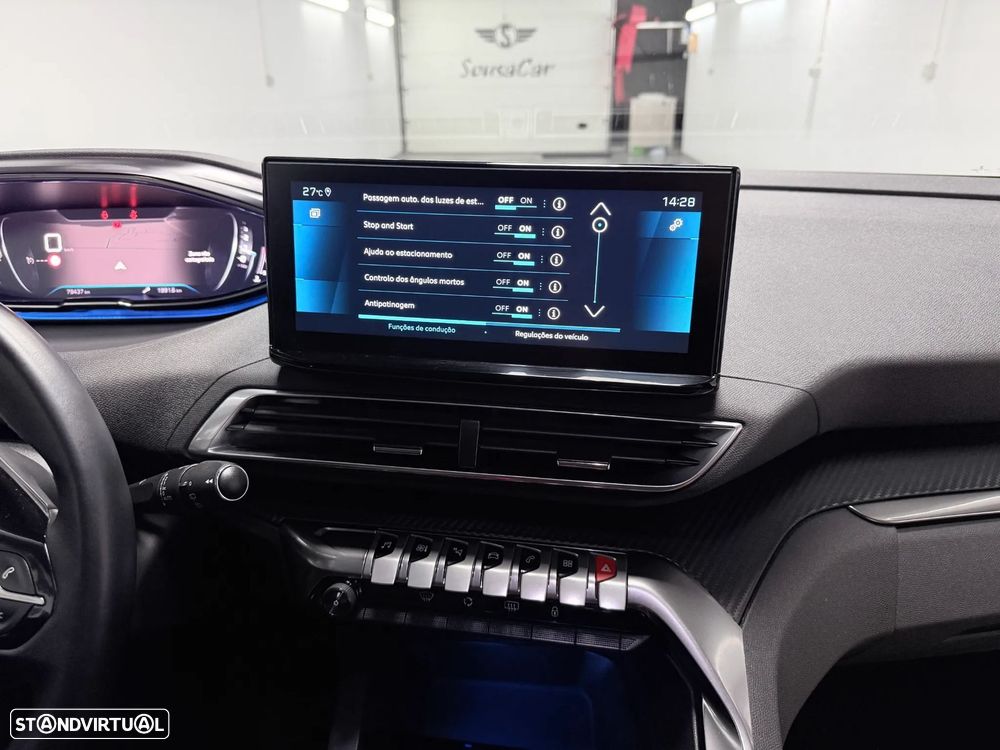 Peugeot 5008 1.2 PureTech Allure — fotografia 19