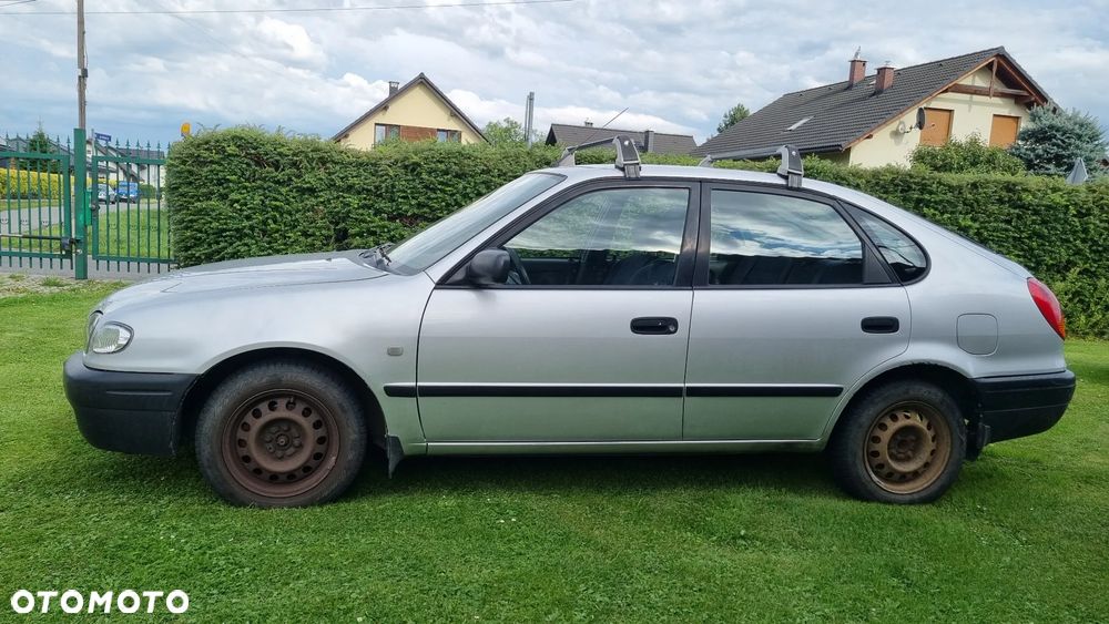 Toyota Corolla - 6