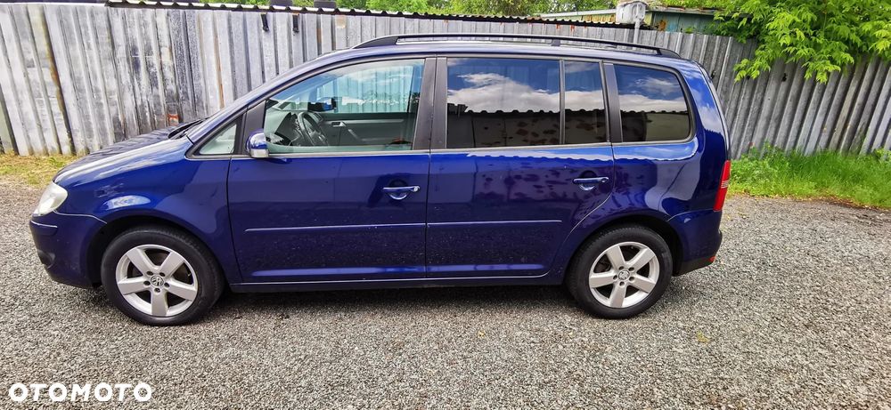 Volkswagen Touran 2.0 TDI Highline - 6
