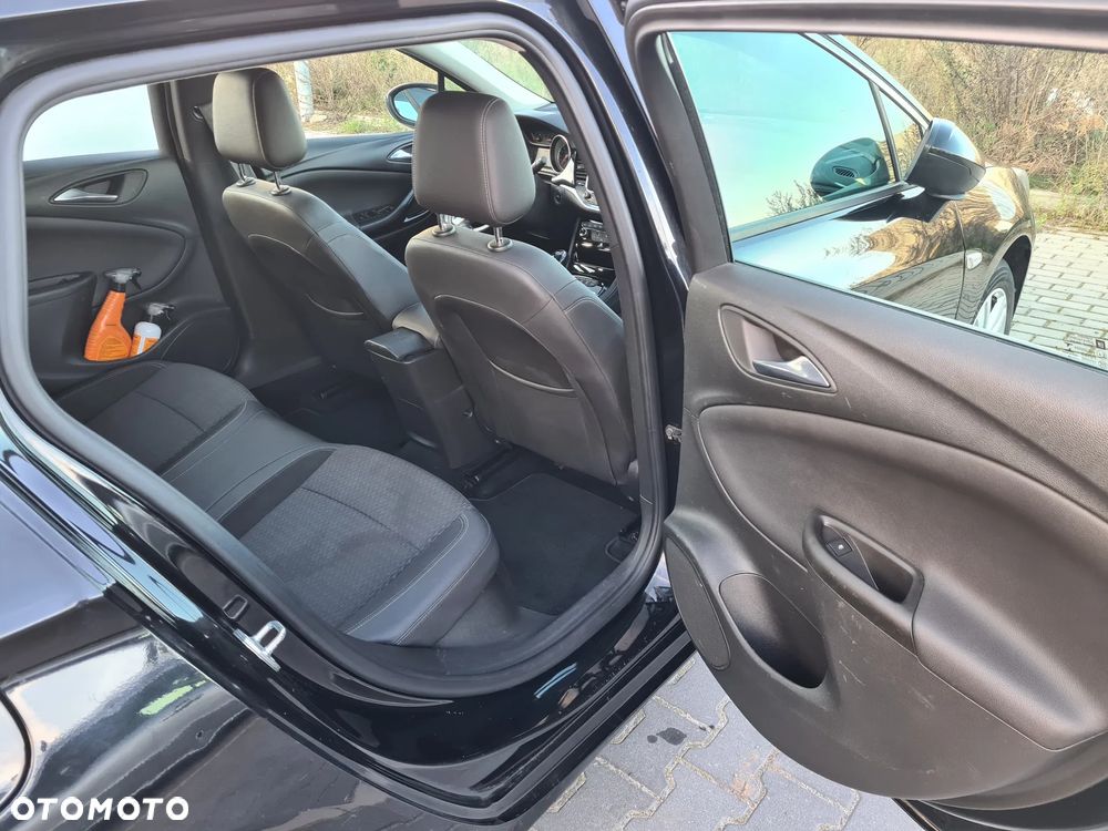 Opel Astra - 34