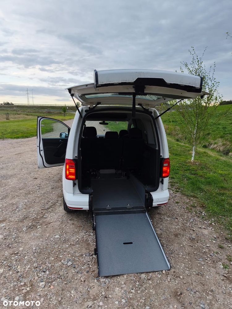 Volkswagen Caddy 2.0 TDI Comfortline - 15